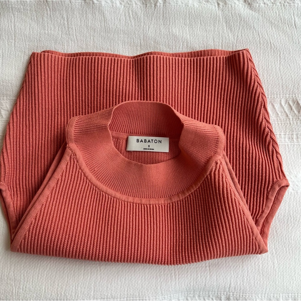 Aritzia Babaton Sculpt Knit MockNeck Tank